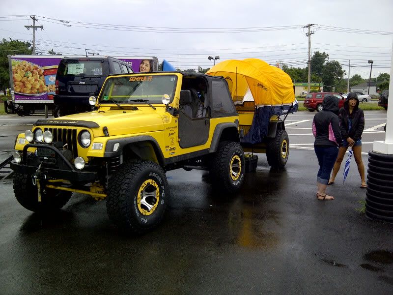 Pics from Jeep Fest @ Central Jeep, Norwood MA 8-18-12 ...